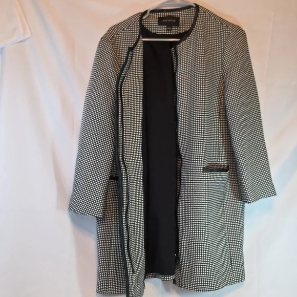 Ann Taylor Jacket In Black With White Dots. Size L - Picture 6 of 9